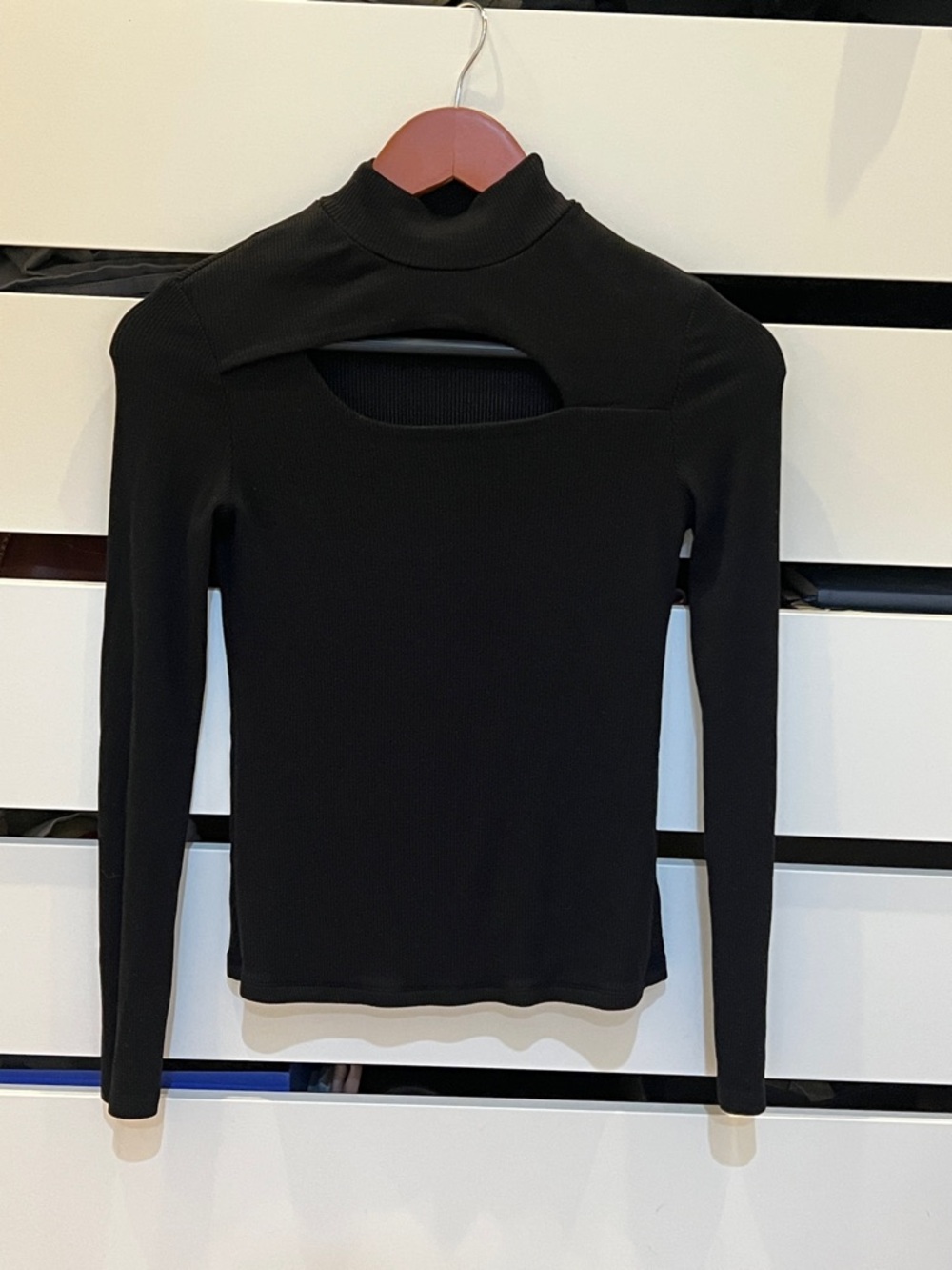 Women's Black Long-Sleeve Mock Neck Cutout Top